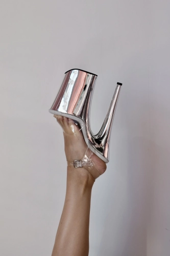 Srebrne sandałki do exotic Infinity 908 Clr/Slv Chrome PLEASER